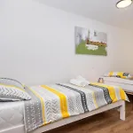 Luxurious In Nyaraló Šmrika